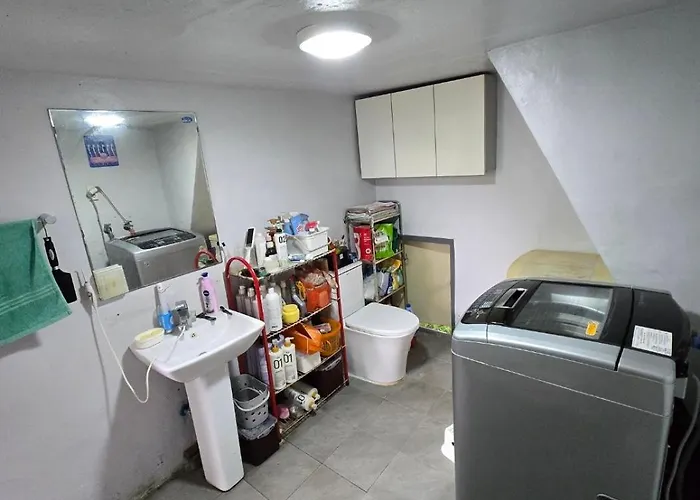Villa Jun House - Foreign Only